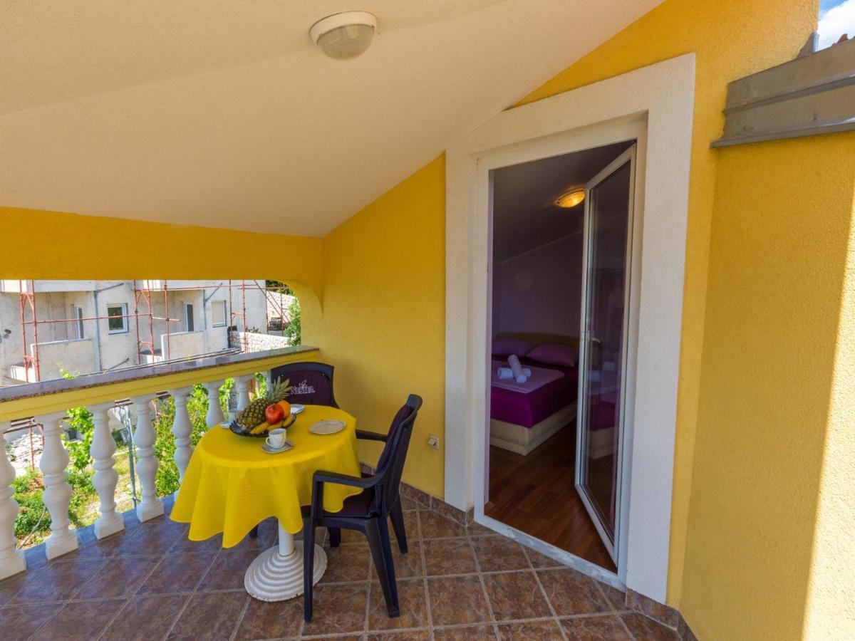 Apartments Artan Crikvenica Bagian luar foto