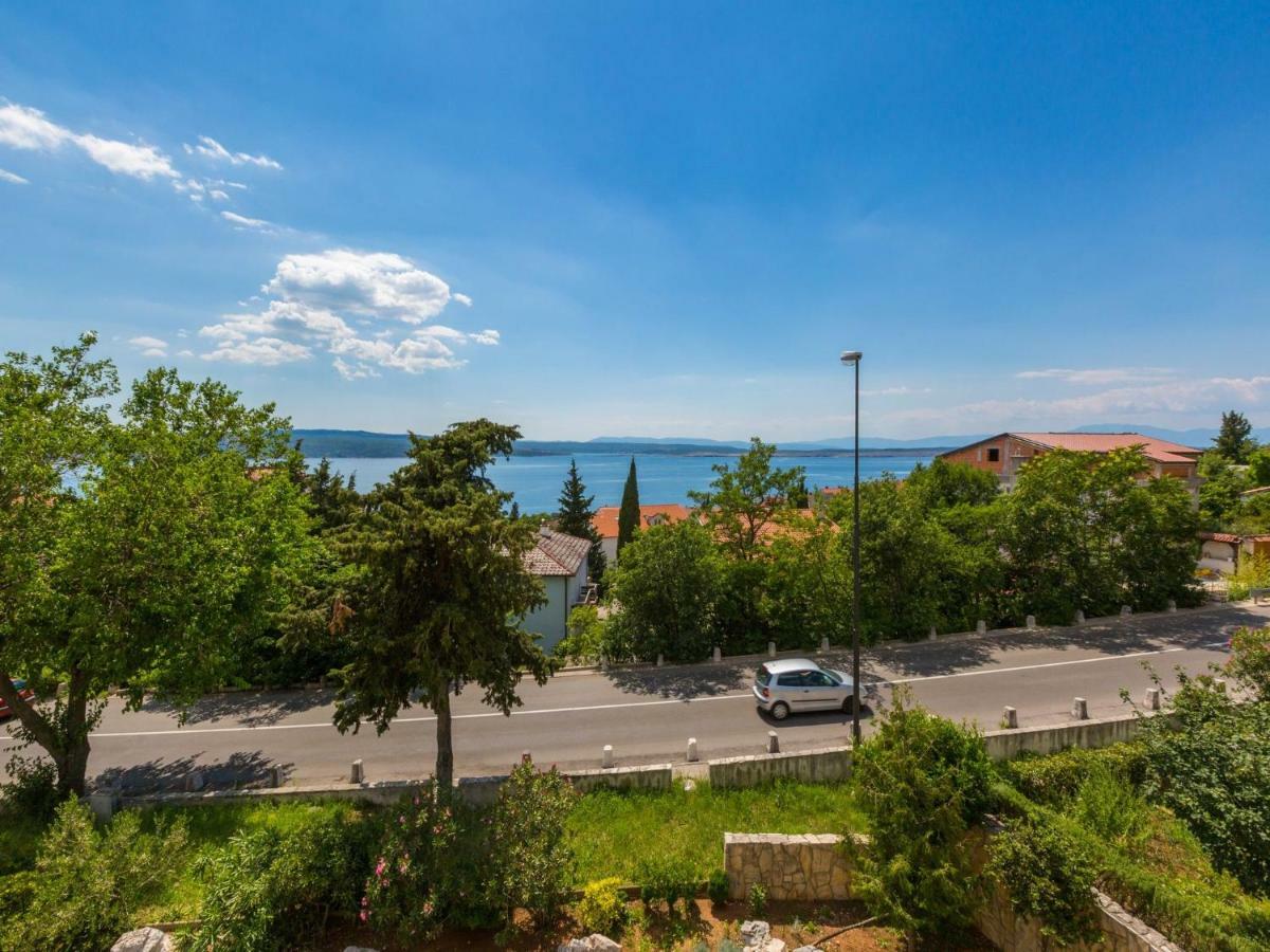 Apartments Artan Crikvenica Bagian luar foto