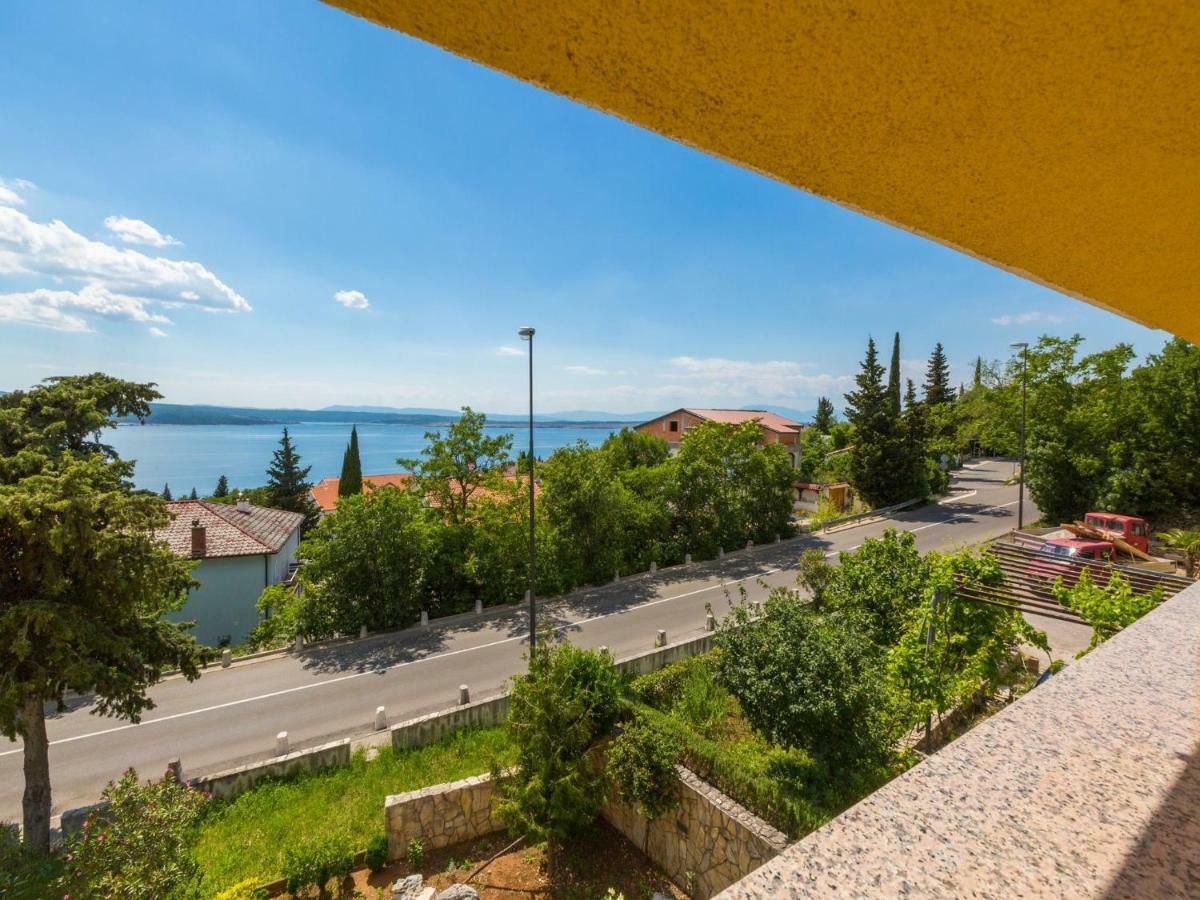 Apartments Artan Crikvenica Bagian luar foto