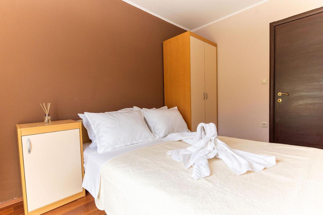 Apartments Artan Crikvenica Bagian luar foto